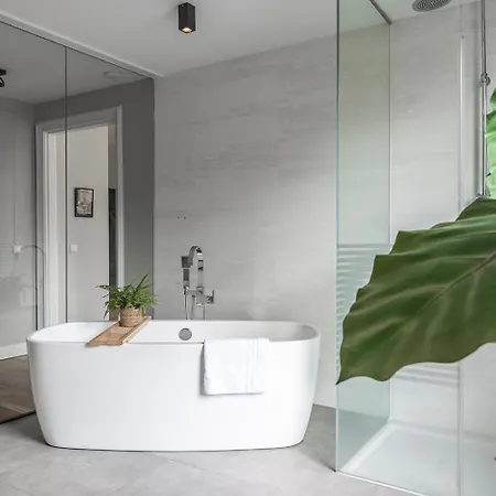 With Bath Center شقة تيلبورغ