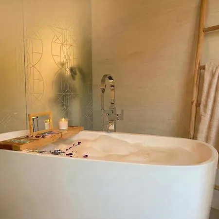 Apartmán With Bath Center
